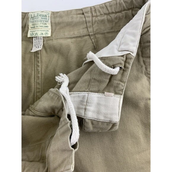 LL Bean Khaki Shorts Cotton Tan Drawstring Button 2 inch Pockets Womens Small - Picture 3 of 12